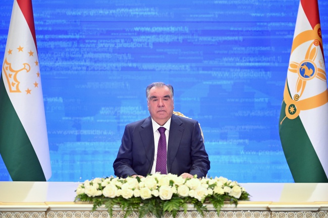 Поздравительное послание Лидер нации по случаю праздника иди Курбон