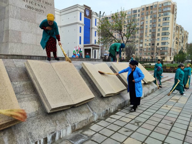 CLEAN – UP DAY WAS CONDUCTED AT THE MEDICAL UNIVERSITY