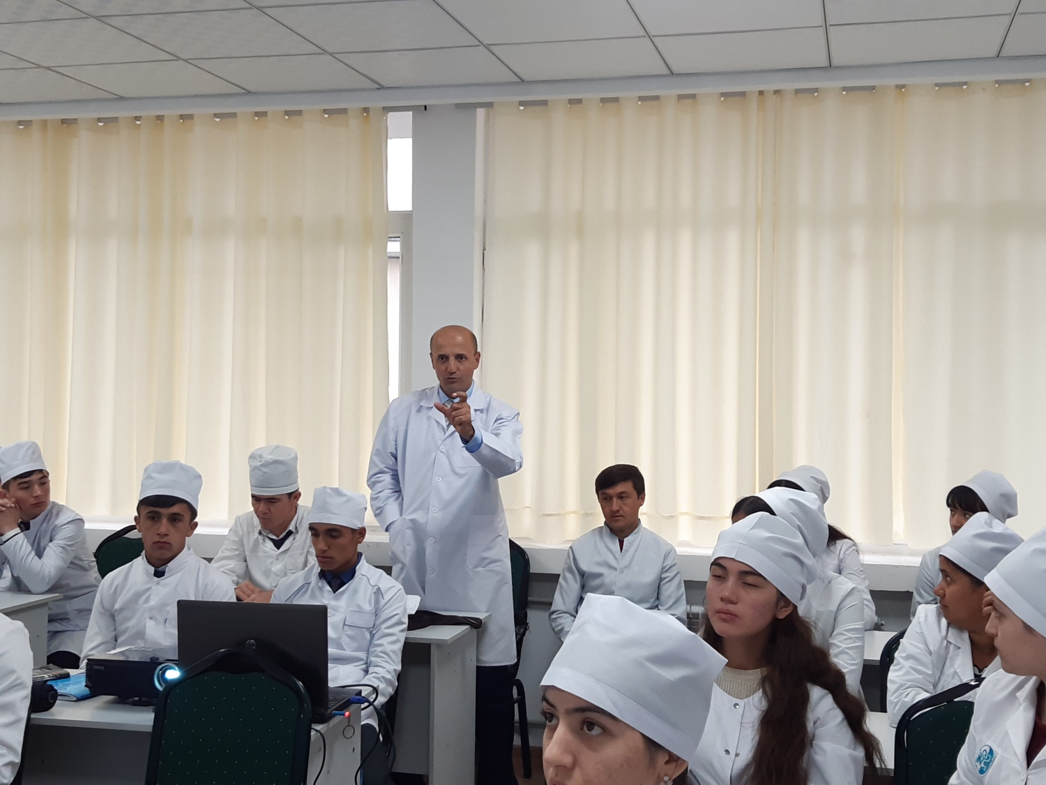 Семинар, посвященный Дню Конституции.