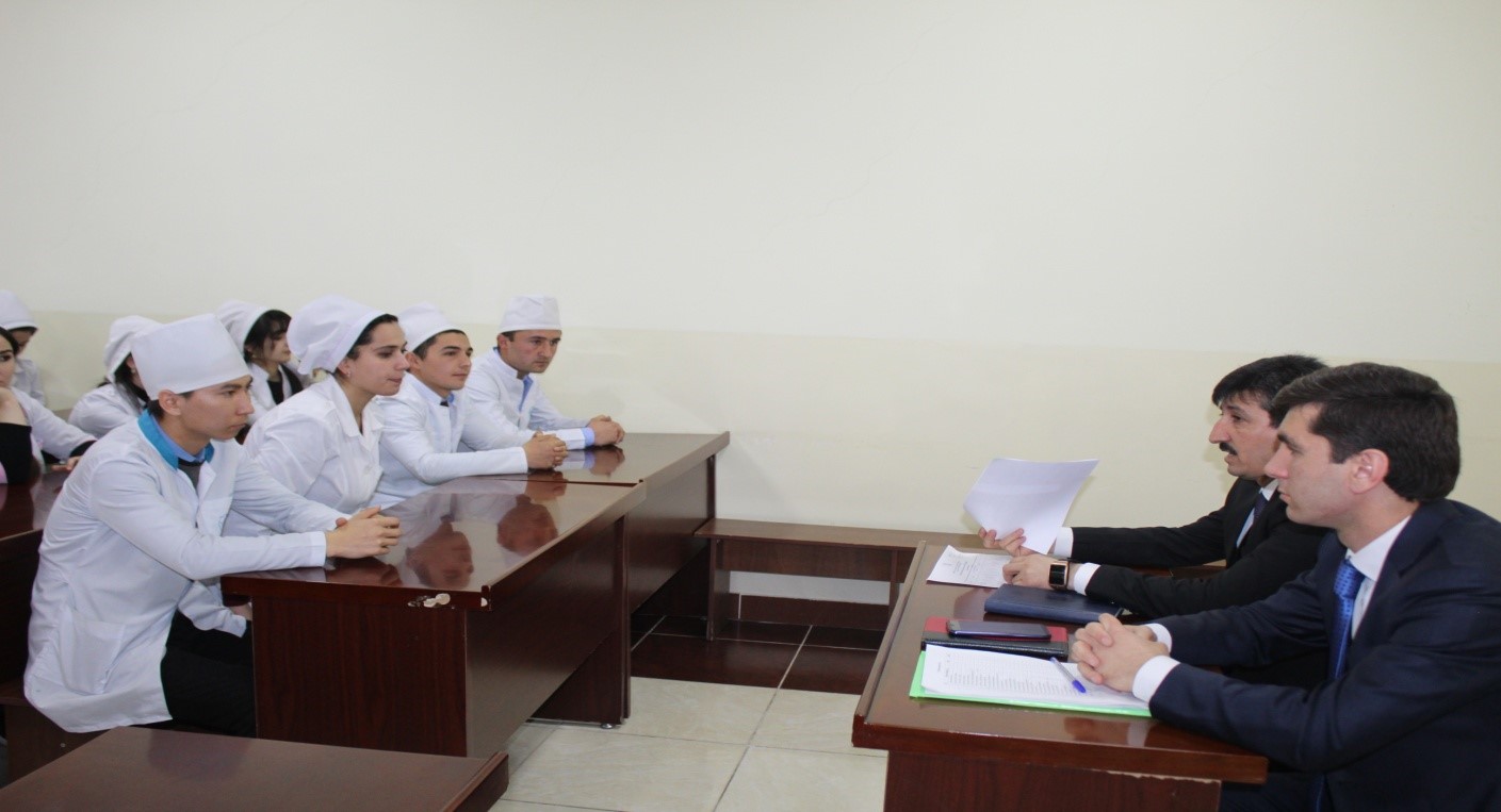 Вохӯрӣ бо хатмкунандагони  факултет 