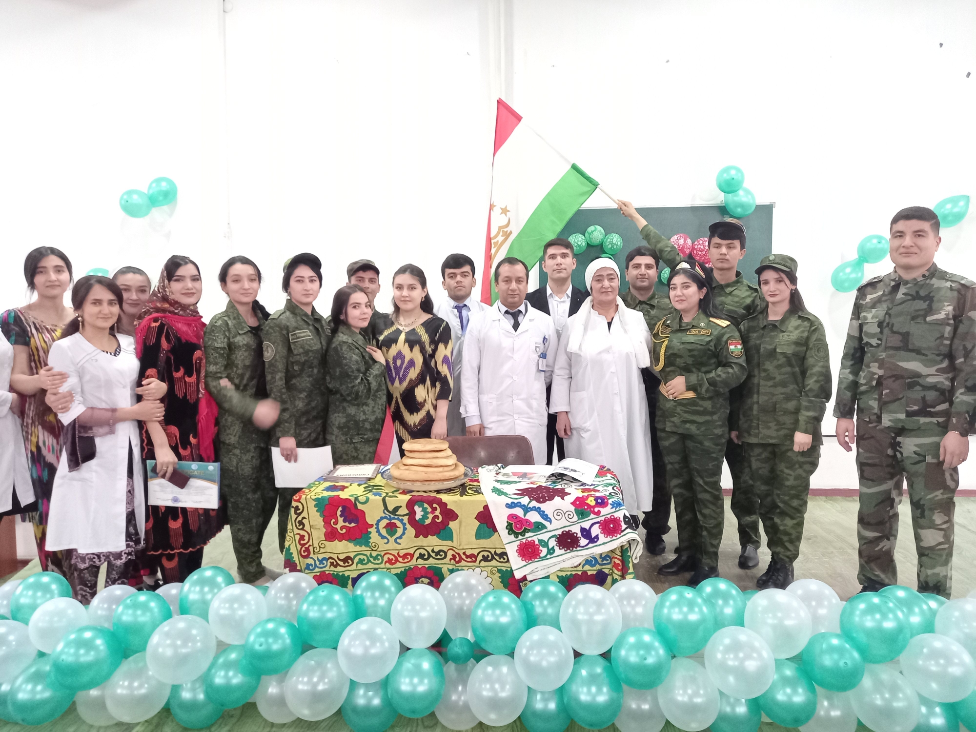 Рузи қувваҳои мусаллаҳи Ҷумҳурии Тоҷикистон баргузор гардид