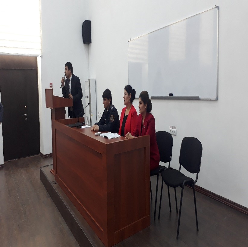 Силсилавохӯриҳои судманд бо намояндагони Кумитаи кор бо ҷавонон ва ВКД