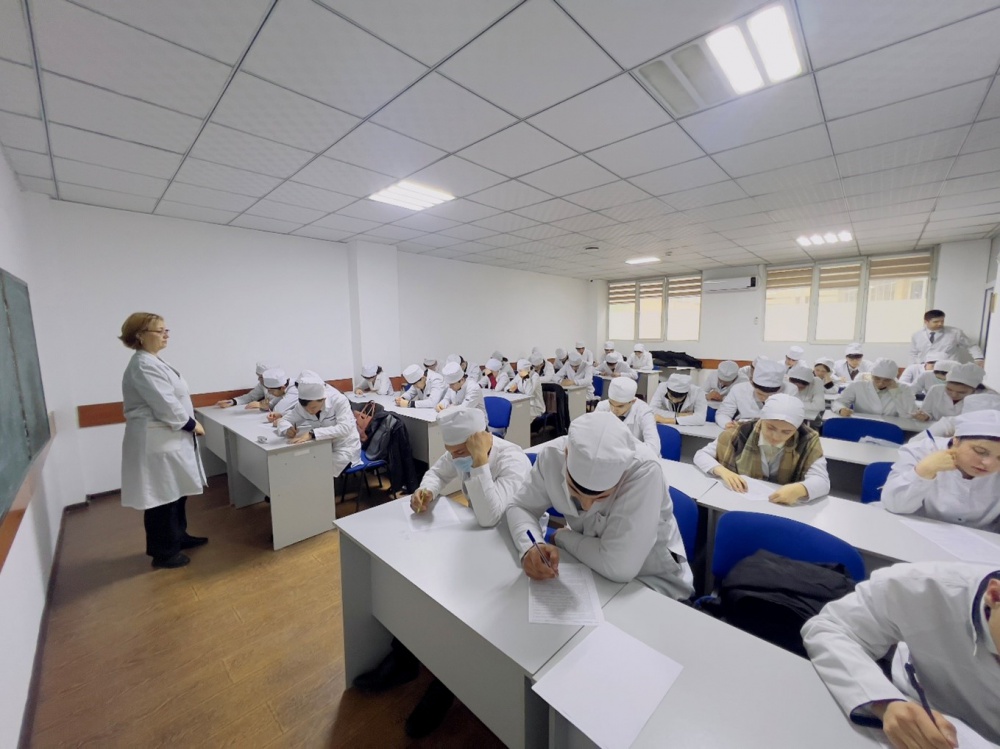 INTELLECT, KNOWLEDGE, AND THE SPIRIT OF COMPETITION