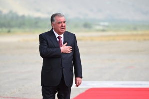 КОРНОМАҲОИ ҶОВИДОНАИ ПЕШВОИ  МУАЗЗАМИ МИЛЛАТ