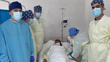 АУТОТРАНСПЛАНТАТСИЯИ МАҒЗИ УСТУХОН ДАР БЕМОРОНИ КАЛОНСОЛ