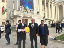  ДУРАХШИ ИЛМУ ИСТЕЪДОД: ҒОЛИБИЯТИ ДОНИШҶӮИ ДОНИШГОҲ ХАМИТОВ ШЕРАФКАН ДАР ОЗМУНИ ҶУМҲУРИЯВИИ “ИЛМ -ФУРӮҒИ МАЪРИФАТ”