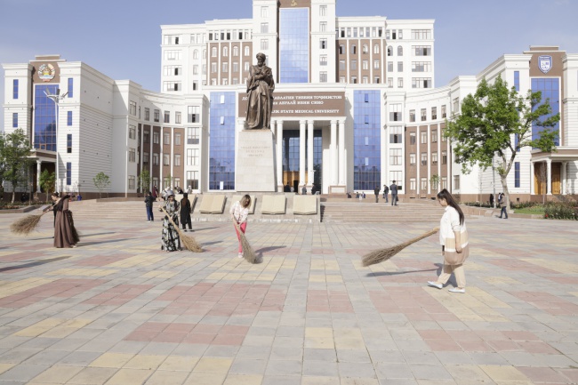 A CLEANUP ACTION CALLED "MAKE OUR BELOVED CAPITAL BEAUTIFUL AND ATTRACTIVE" WAS CONDUCTED AT THE MEDICAL UNIVERSITY