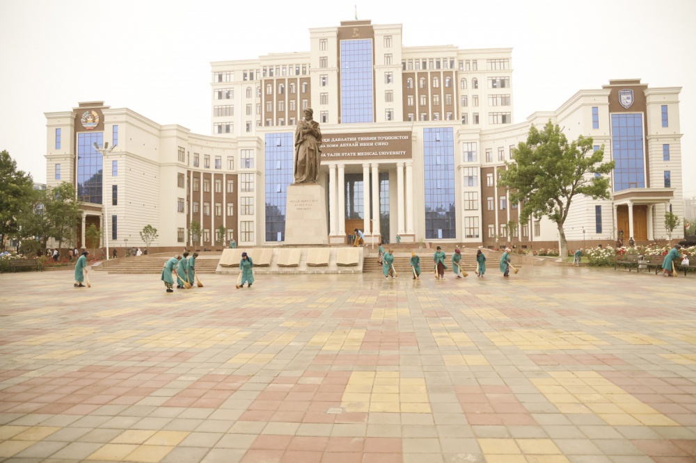 CONDUCTING COLLECTIVE CLEAN-UP DAY AT THE AVICENNA TAJIK STATE MEDICAL UNIVERSITY