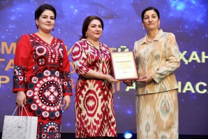 ҚАДРИШИНОСИИ БОНУВОНИ ДОНИШГОҲ ДАР АРАФАИ РӮЗИ МОДАР ҚАДРИШИНОСИИ БОНУВОНИ ДОНИШГОҲ ДАР АРАФАИ РӮЗИ МОДАР