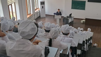 ВОХӮРИИ ДЕКАНИ ФАКУЛТЕТИ ПЕДИАТРӢ БО ДОНИШҶӮЁНИ КУРСИ ЯКУМ ВОХӮРИИ ДЕКАНИ ФАКУЛТЕТИ ПЕДИАТРӢ БО ДОНИШҶӮЁНИ КУРСИ ЯКУМ