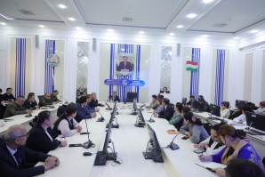 СЕМИНАРИ ОМӮЗИШӢ: ТОҶИК БУДАН ИФТИХОР АСТ