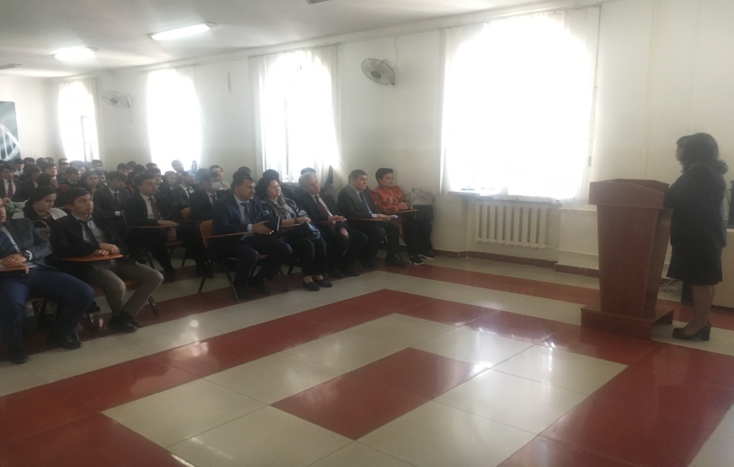 Чорабиниҳои факултети стоматологӣ барои  пешгирии  паҳншавии  бемории коронавирус COVID-19   