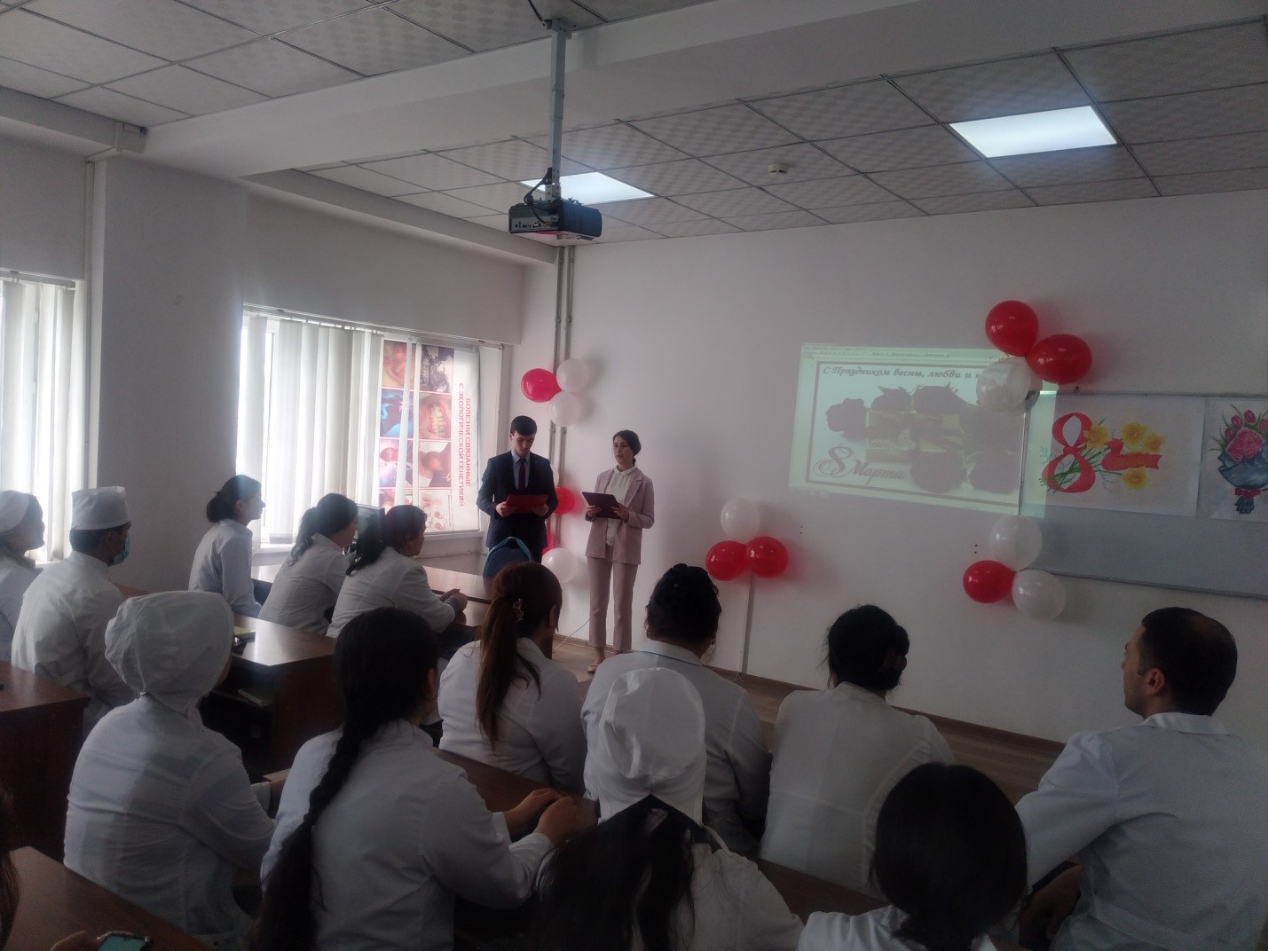 Модар - сарчашмаи зиндагӣ ва  бақои  насли  инсон  аст