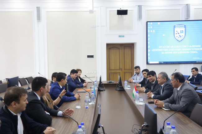 OFFICIAL VISIT OF THE REPRESENTATIVES OF KAZAKHSTAN TO THE SEI “AVICENNA TAJIK STATE MEDICAL UNIVERSITY”