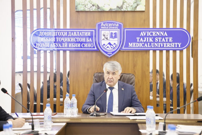 REGULAR SESSION OF THE UNIVERSITY ADMINISTRATION